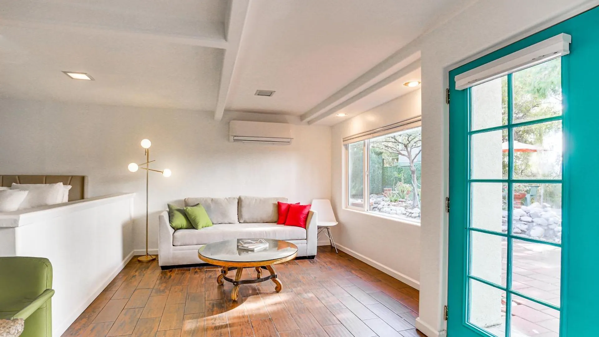Palm Springs Studio With Outdoor Oasis And Hot Tub! 公寓