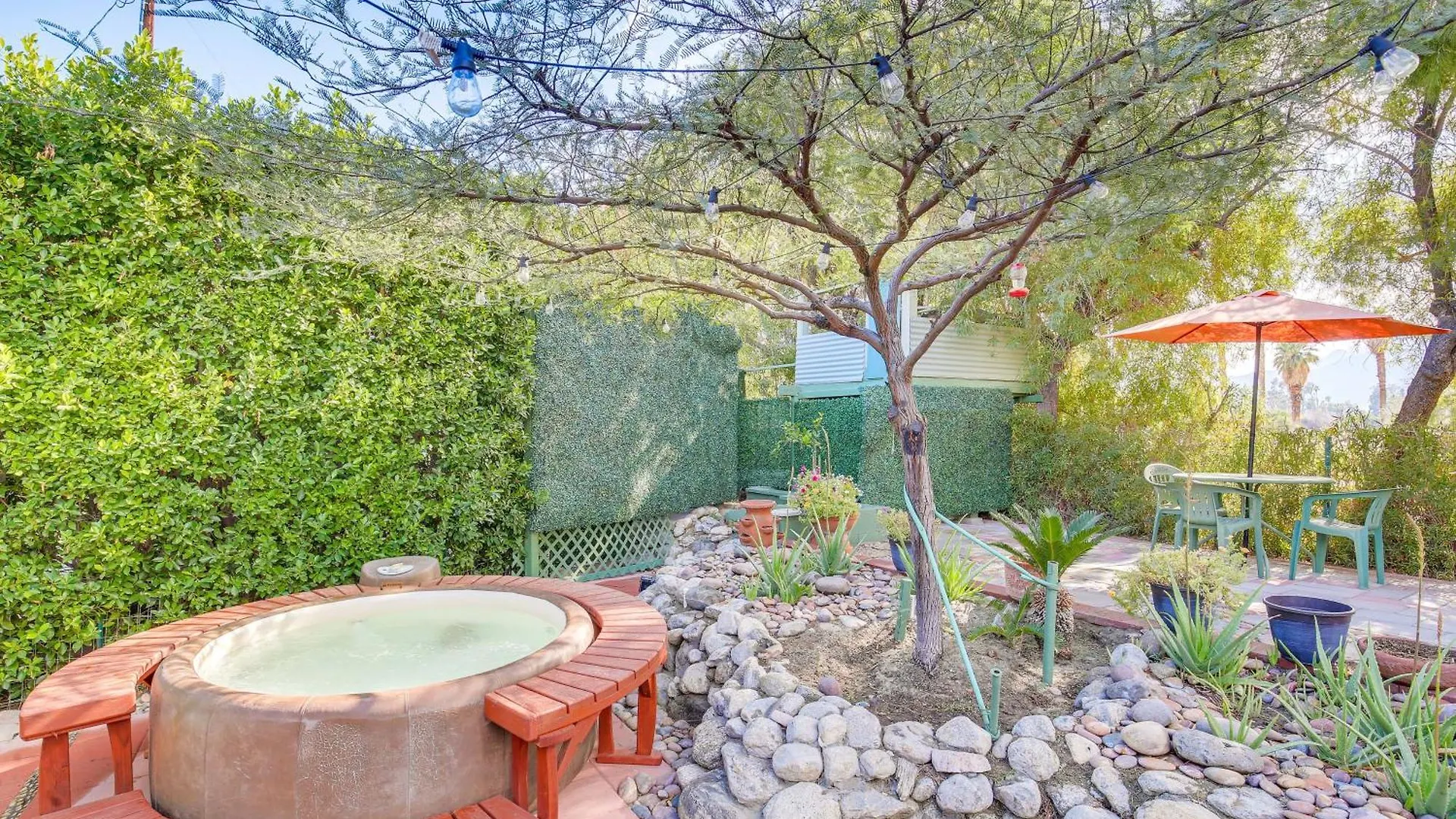 公寓 Palm Springs Studio With Outdoor Oasis And Hot Tub!